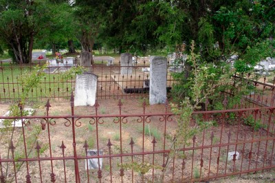 Grave site of Berry Thompson